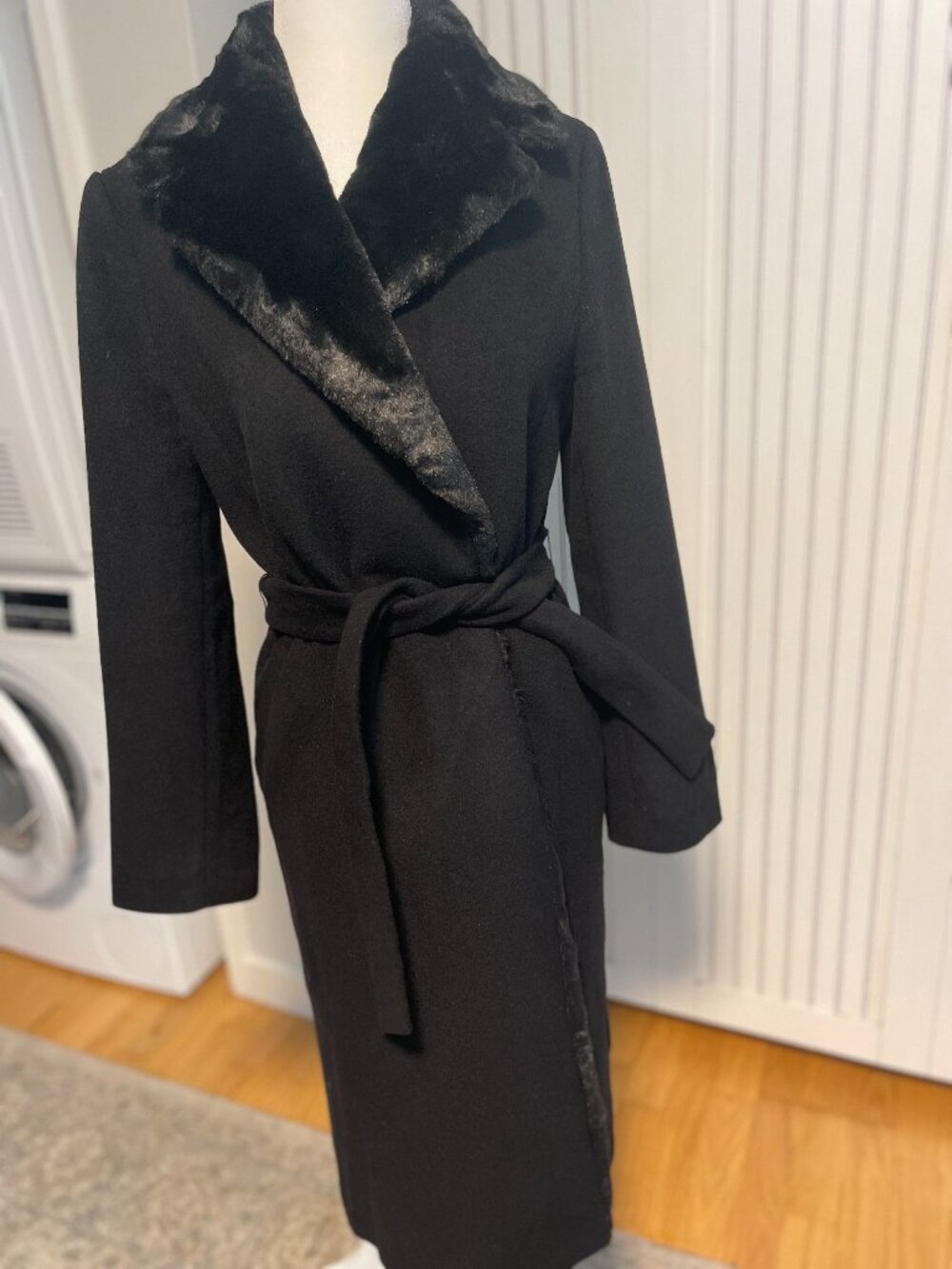 LINE by LYNN Black Belted Wool Blend Coat Faux Fur Collar Long Wrap Coat Women
